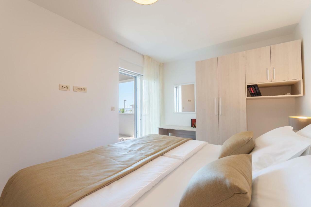 Apartment House Ivan John Подстрана Екстериор снимка