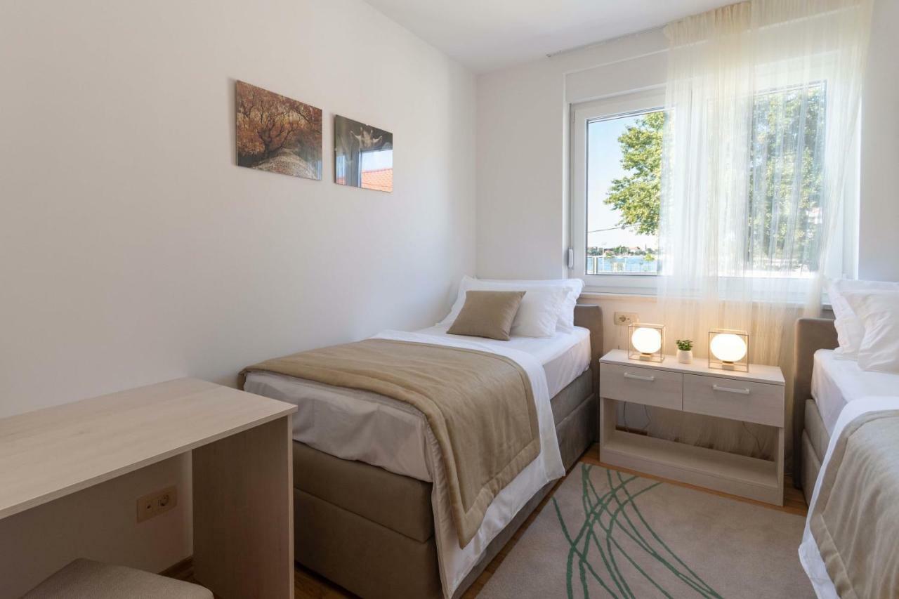 Apartment House Ivan John Подстрана Екстериор снимка
