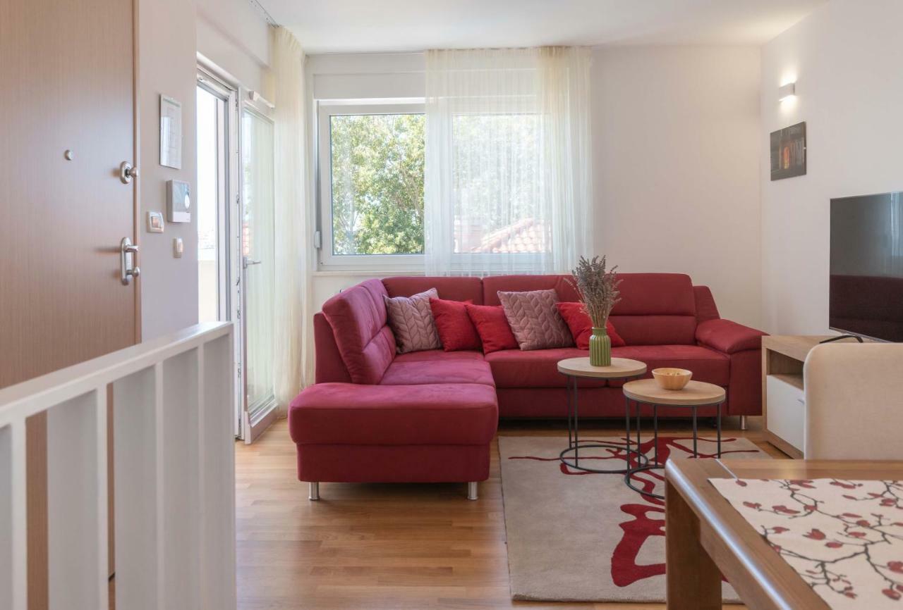 Apartment House Ivan John Подстрана Екстериор снимка