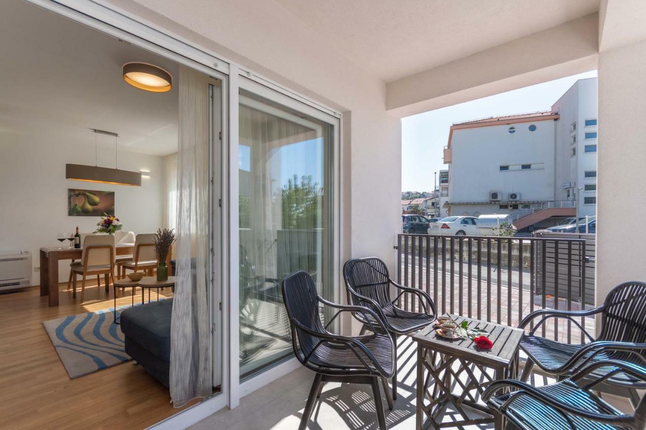 Apartment House Ivan John Подстрана Екстериор снимка