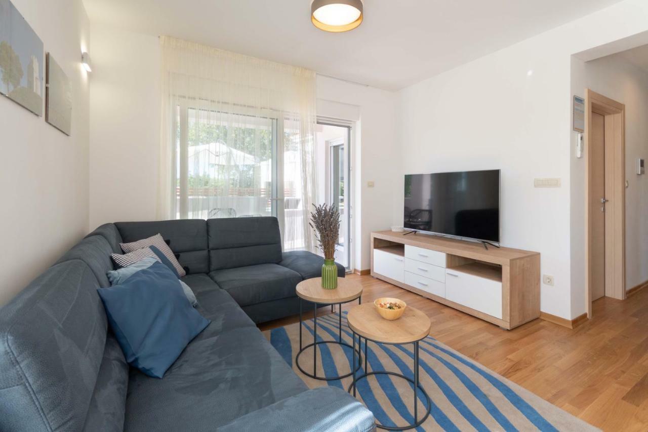 Apartment House Ivan John Подстрана Екстериор снимка