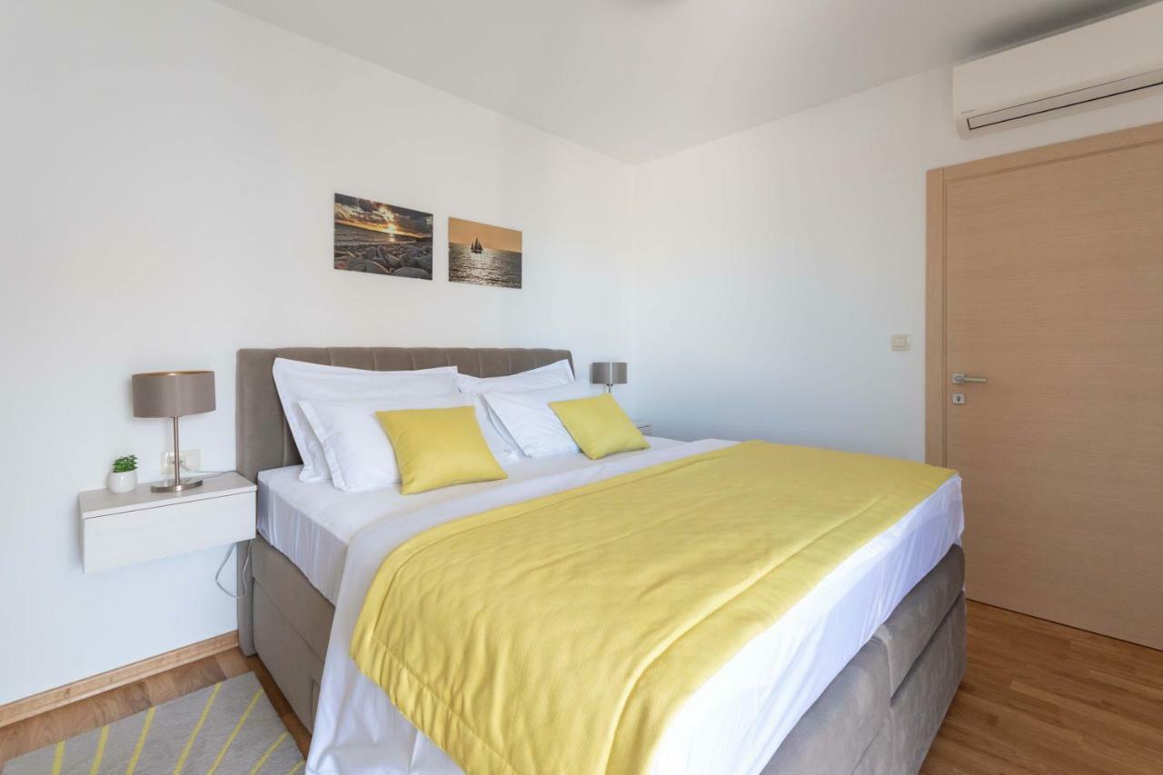 Apartment House Ivan John Подстрана Екстериор снимка