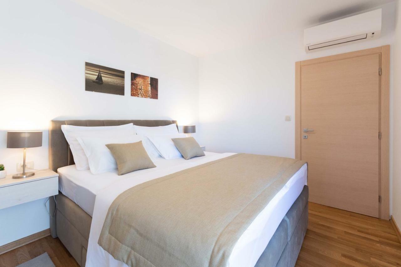 Apartment House Ivan John Подстрана Екстериор снимка