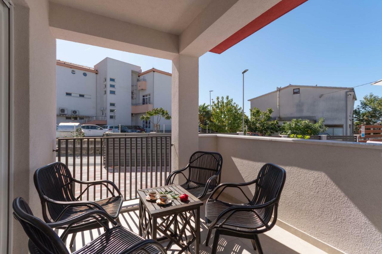 Apartment House Ivan John Подстрана Екстериор снимка