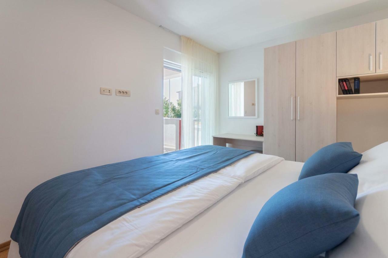 Apartment House Ivan John Подстрана Екстериор снимка