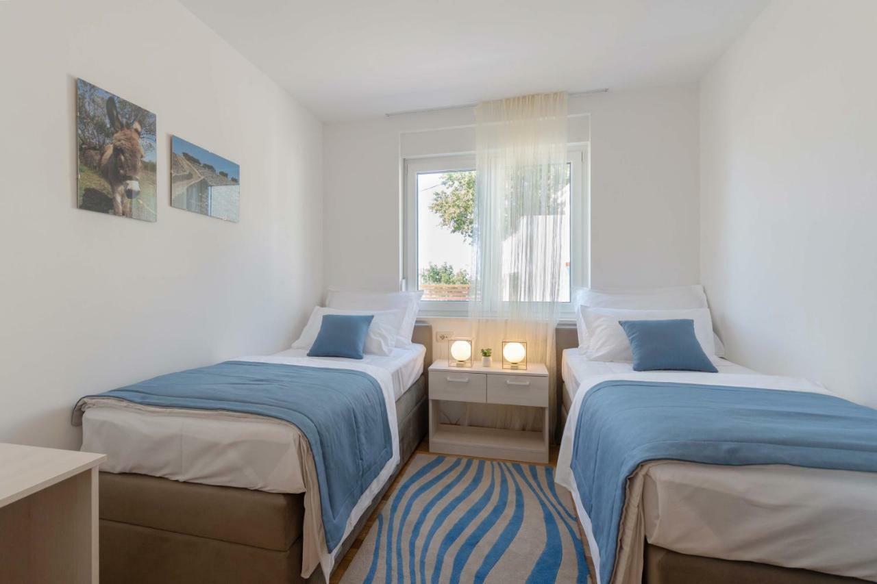 Apartment House Ivan John Подстрана Екстериор снимка